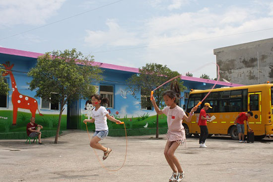 ���Ϲ��I(y��)��W(xu��)��(j��ng)��(j��)�Q(m��o)�׌W(xu��)Ժ����ϵ�P�h�������ж����������(hu��)��(sh��)�`�(du��)������ʡƽ�ɽ���P�hѦ���(zh��n)���Ӝϴ���ӢС�W(xu��)�_չ֧�̻��(d��ng)���e�k��ӢС�W(xu��)��һ��Ȥζ�\(y��n)��(d��ng)��(hu��)��׌�W(xu��)���w��(hu��)�W��ƥ�˾������D�����K��ِ��