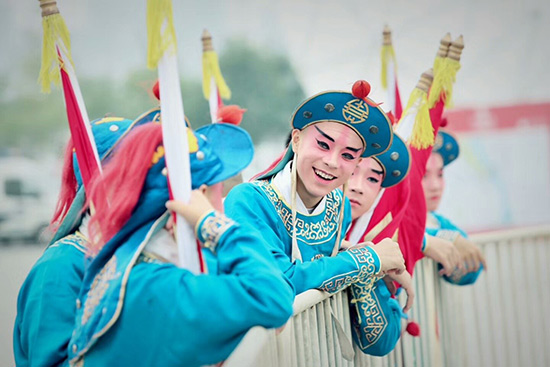 �F(xi��n)���݆T��   ���� �z