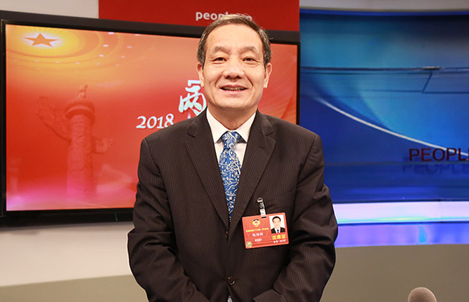 全國政協(xié)常委、湖南省人大常委會(huì)副主任楊維剛：創(chuàng)建“數(shù)字政府”賦能數(shù)字經(jīng)濟(jì)發(fā)展